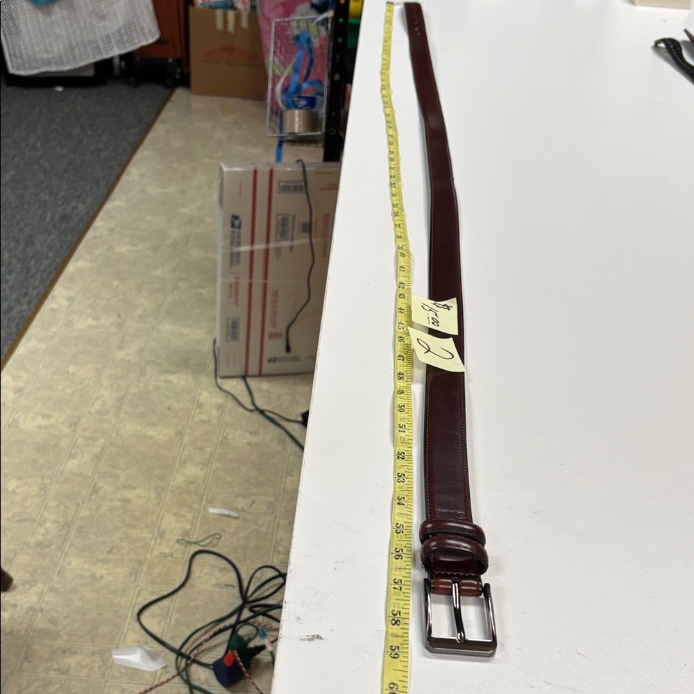 Elegant Dark Brown Leather Belt